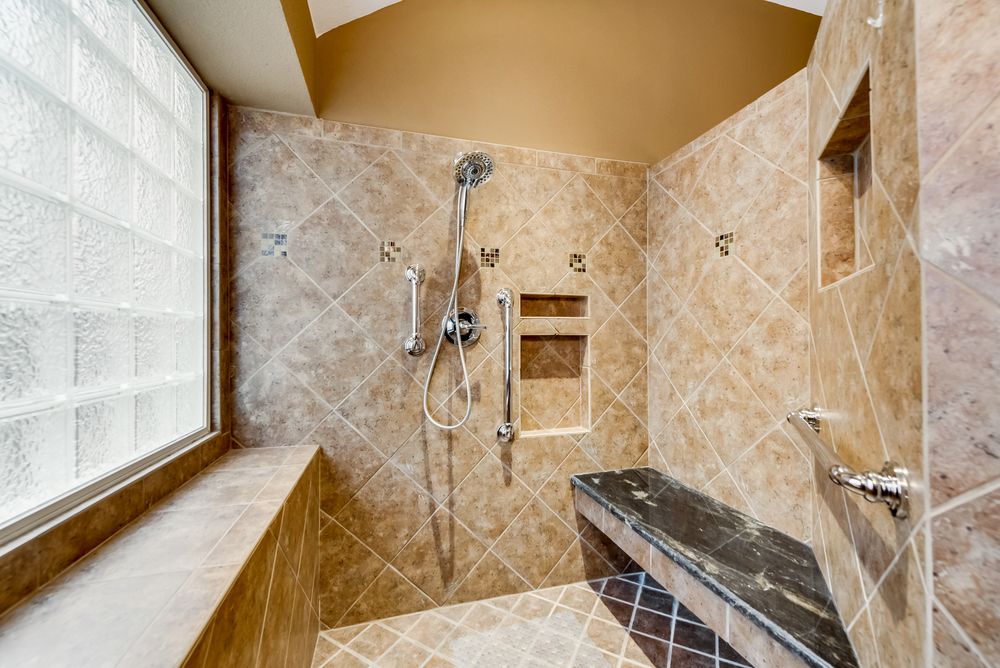    Master Bath large walk in shower with bench 