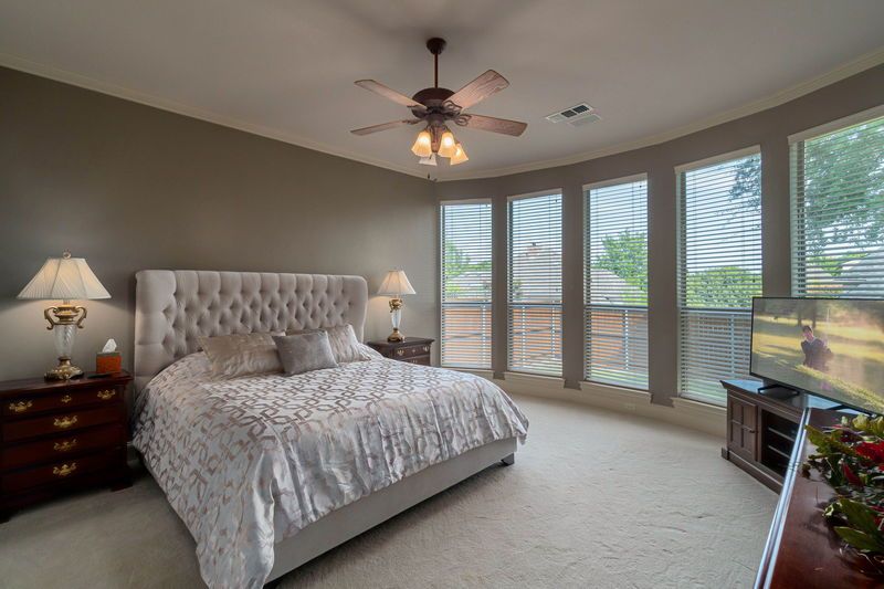     Master Suite features a Bow Window 