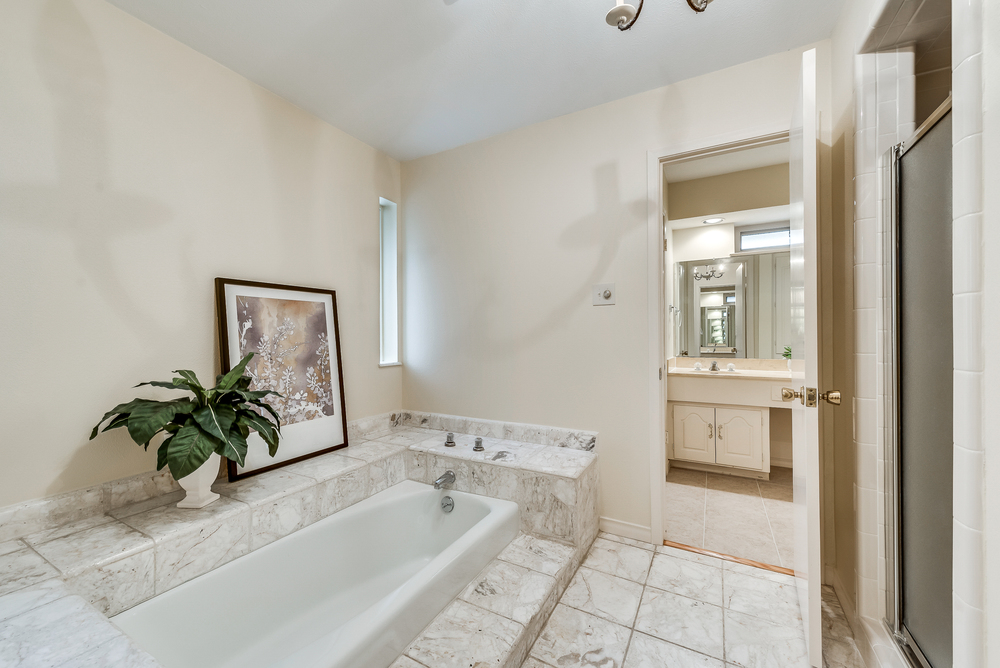    Master Bath with Separate Tub and Shower 