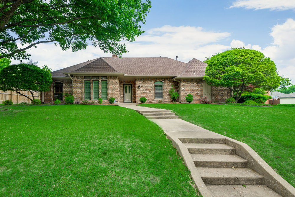   1413 Hampton Lane, Briarmeade, Plano  