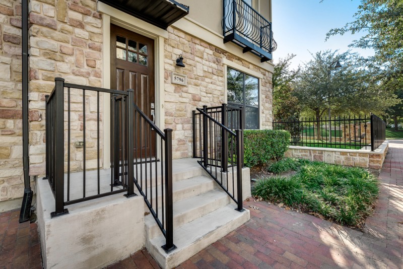   5796 Robbie Road, Town Homes At Legacy Town Center, Plano, Tx  